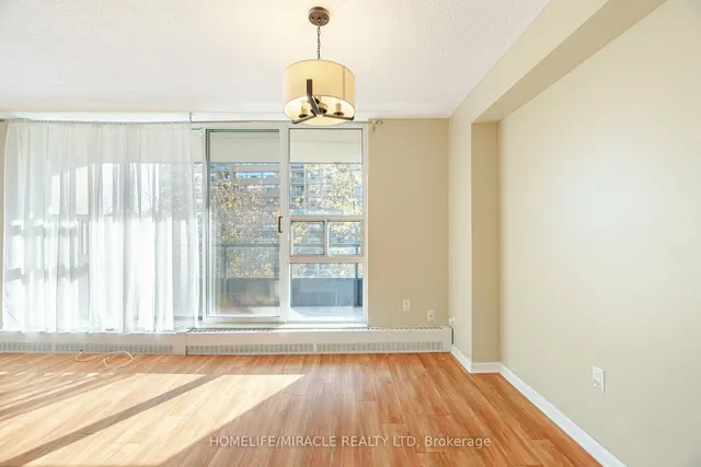 Additional image 13 of 1964 Main St Unit 501