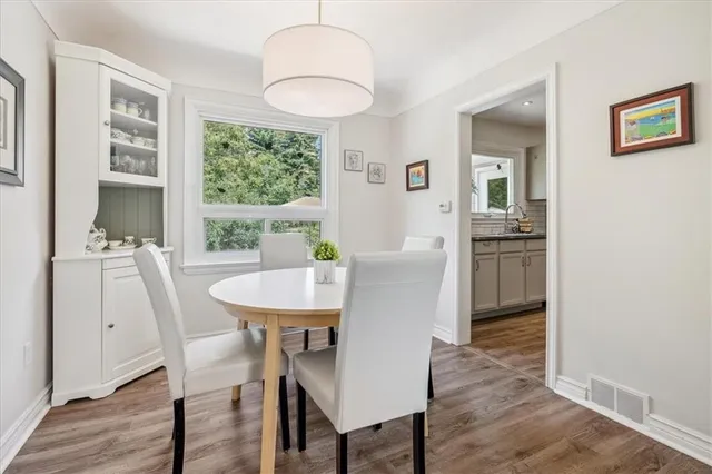 Additional image 8 of 971 BOOTHMAN Ave