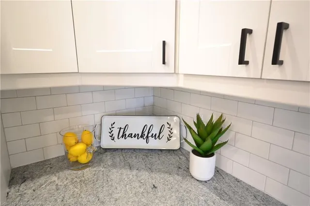 Additional image 17 of 66 Dundurn St