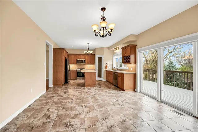 Additional image 11 of 61 Waterford Cres