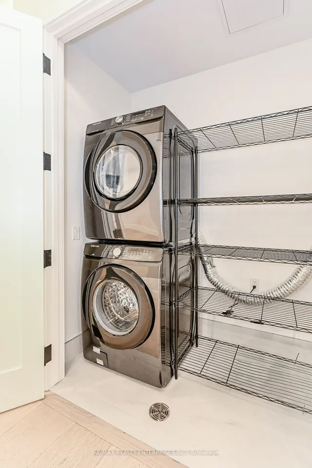 Additional image 8 of 112 King St Unit #PH05