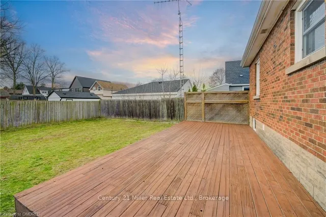 Additional image 36 of 196 QUEENSDALE Ave