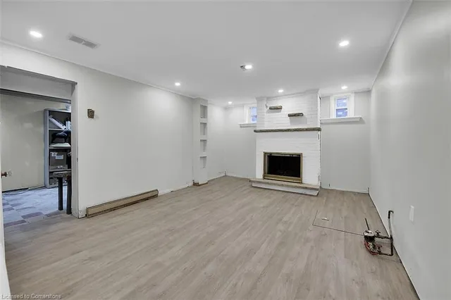 Additional image 29 of 25 Sunning Hill Ave