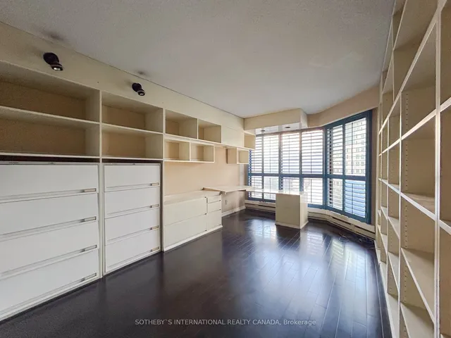 Additional image 15 of 65 Harbour Sq Unit 1110