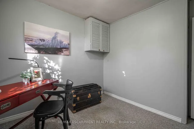 Additional image 24 of 329 MARGARET Ave