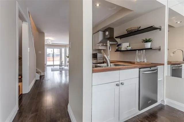 Additional image 11 of 895 MAPLE Ave Unit 605