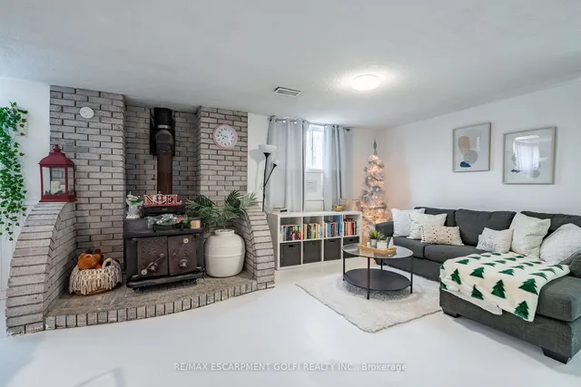 Additional image 14 of 51 LEGGETT Cres