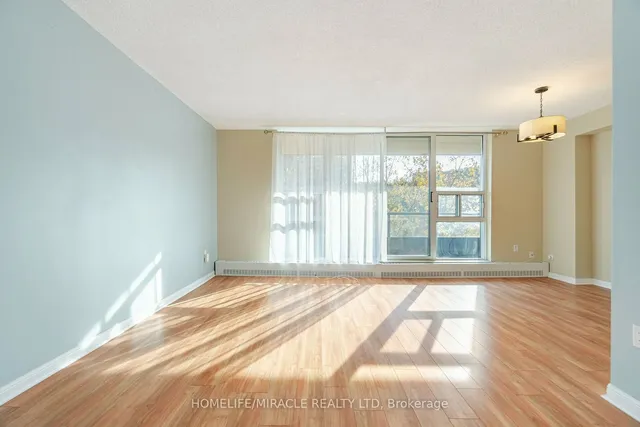 Additional image 10 of 1964 Main St Unit 501