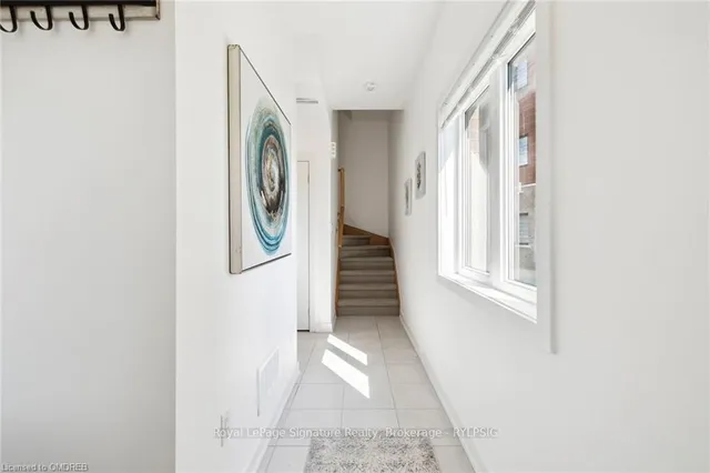 Additional image 3 of 590 NORTH SERVICE Rd Unit 61