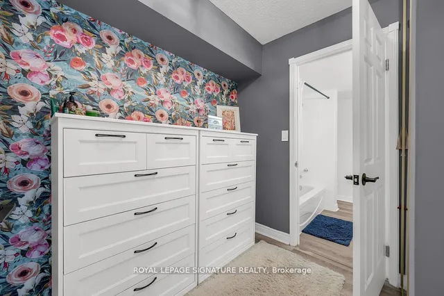 Additional image 26 of 49 Robinson St Unit 300