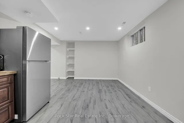 Additional image 31 of 75 Queen Victoria Dr