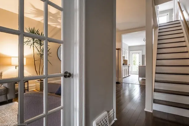 Additional image 4 of 48 Macaulay St