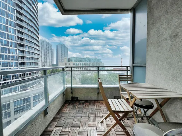 Additional image 14 of 228 Queens Quay Unit 1006