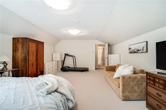 Additional image 28 of 25 Terrace Dr