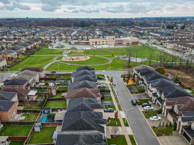 Additional image 40 of 51 Weaver Dr