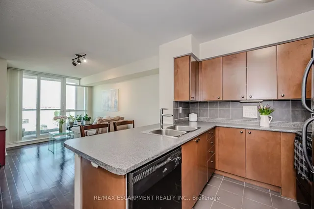 Additional image 9 of 235 Sherway Gardens Rd Unit 709