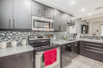 Additional image 5 of 9918 101 St NW