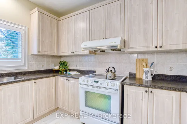 Additional image 13 of 96 Glenmeadow Cres
