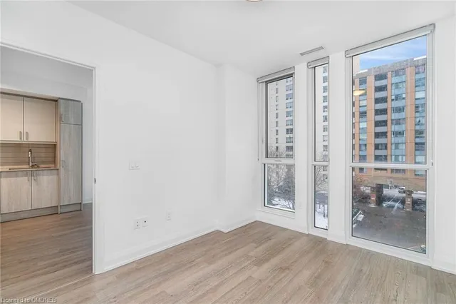 Additional image 8 of 77 MUTUAL St