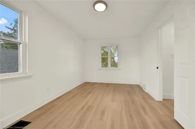 Additional image 20 of 546 Woodward Ave