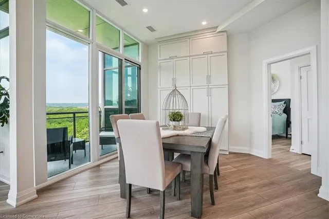 Additional image 19 of 2750 King St Unit 806