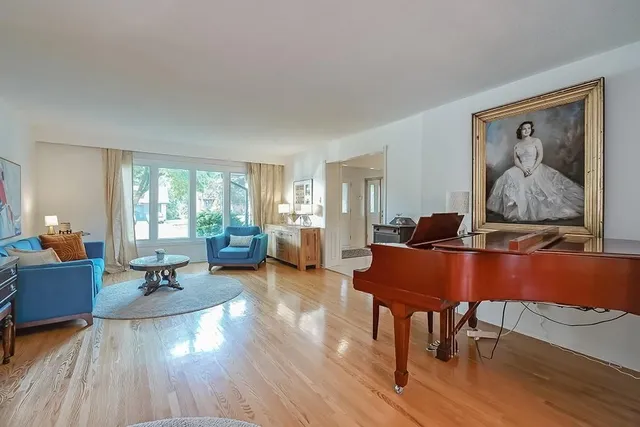 Additional image 10 of 1939 KERNS Rd