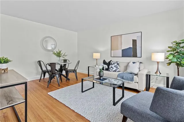 Additional image 4 of 1458 FISHER Ave