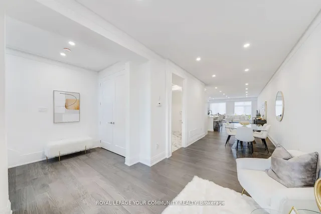 Additional image 4 of 19 Antonio Crt Unit 3B