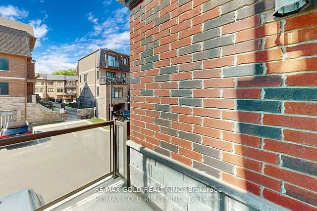 Additional image 35 of 445 Ontario St Unit 109