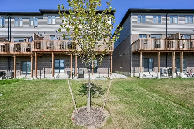 Additional image 44 of 61 Soho St Unit 42