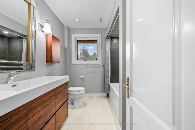 Additional image 24 of 55 Comay Rd