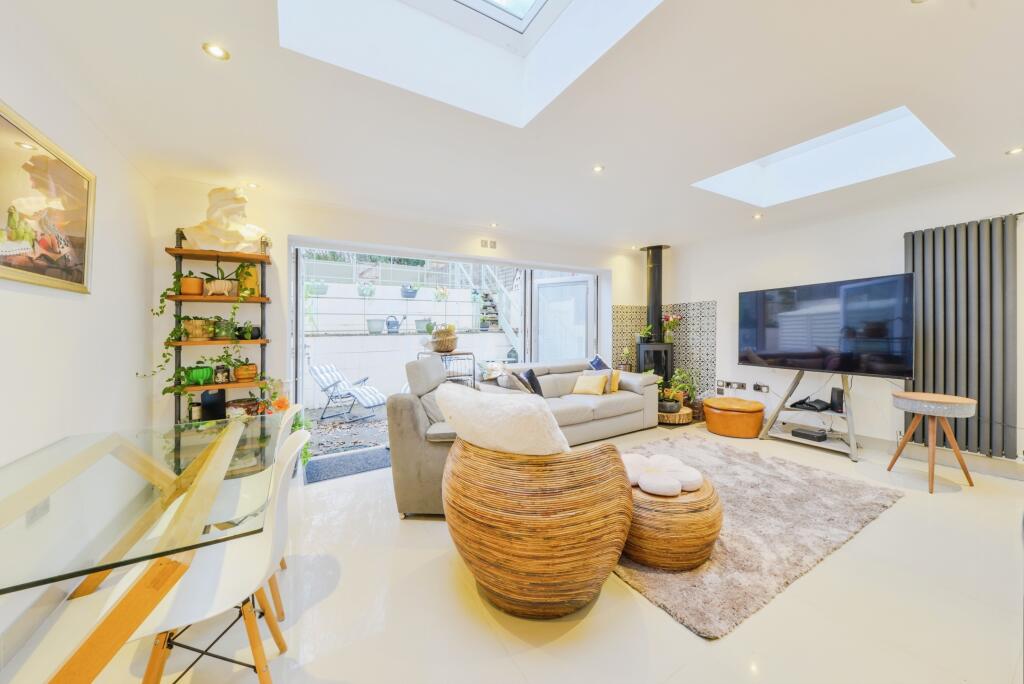 Additional image 10 of Mayfield, Welwyn Garden City, AL8