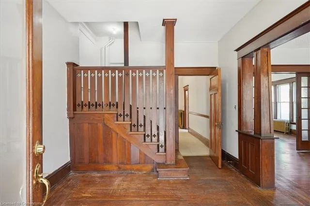 Additional image 7 of 76 Spadina Ave