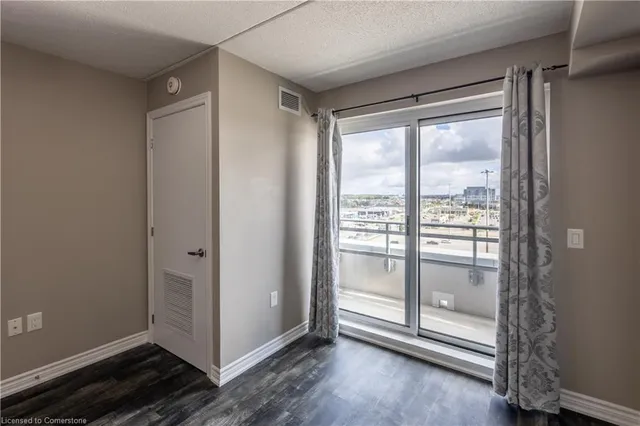 Additional image 18 of 716 Main Street East St Unit 1003