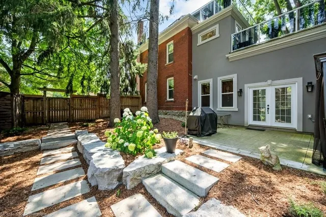 Additional image 41 of 89 Lynden Rd