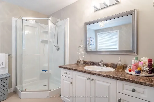 Additional image 17 of 49 Desoto Dr