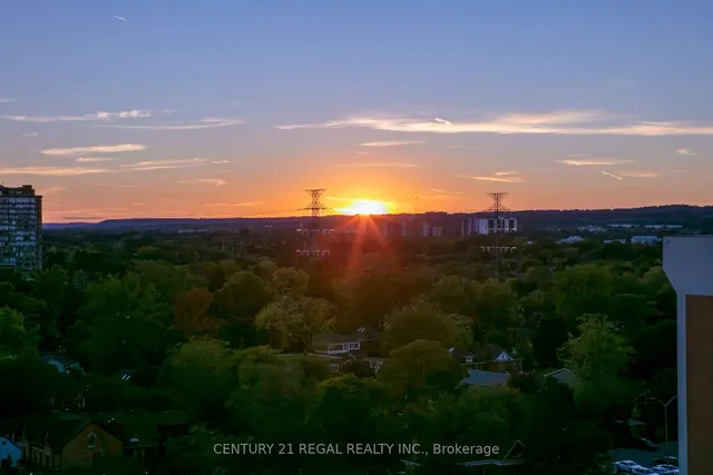 Additional image 19 of 2007 James St Unit 1106