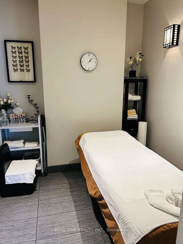 Additional image 39 of 9071 Derry Rd Unit 23