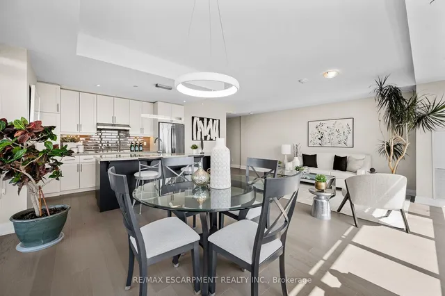 Additional image 8 of 2025 Maria St Unit 1508