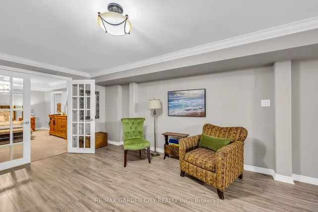 Additional image 26 of 515 North Service Rd Unit 23