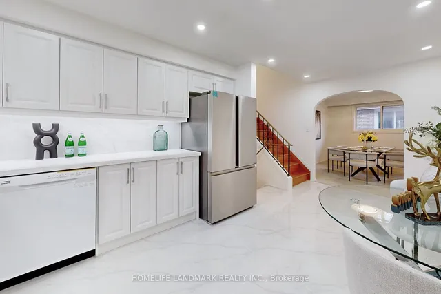 Additional image 26 of 552 Queen Victoria Dr