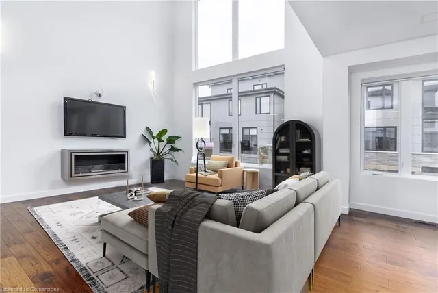 Additional image 10 of 528 Jones Rd