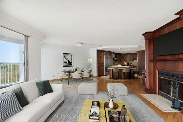 Additional image 7 of 401 Queens Quay Unit 512