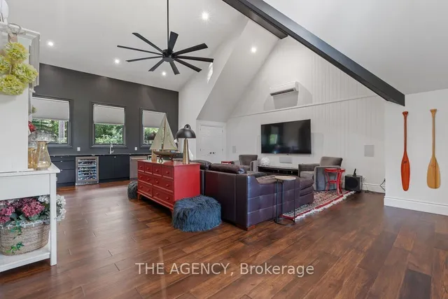 Additional image 20 of 347 East Hart Cres