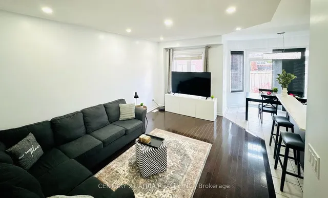 Additional image 6 of 403 Landsborough Ave