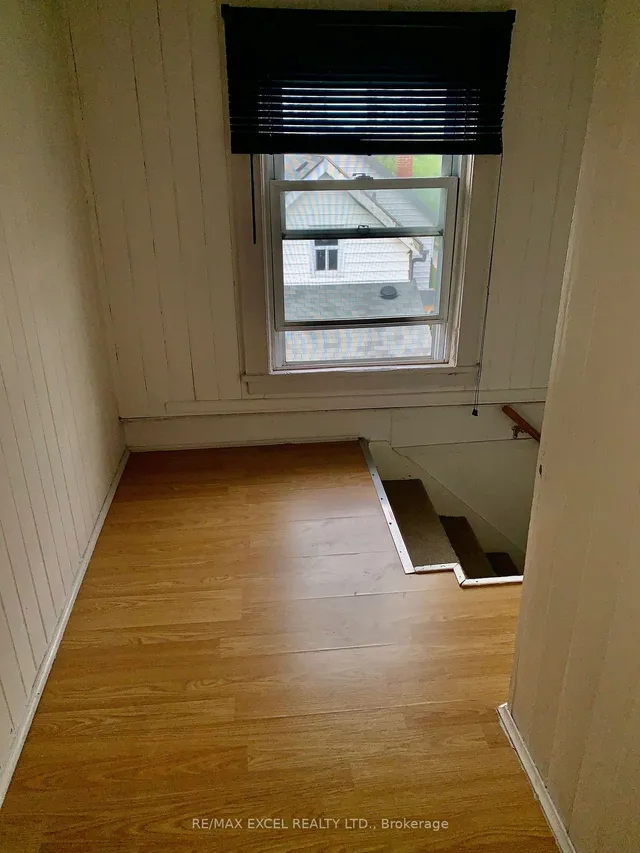 Additional image 34 of 9 Macklin St