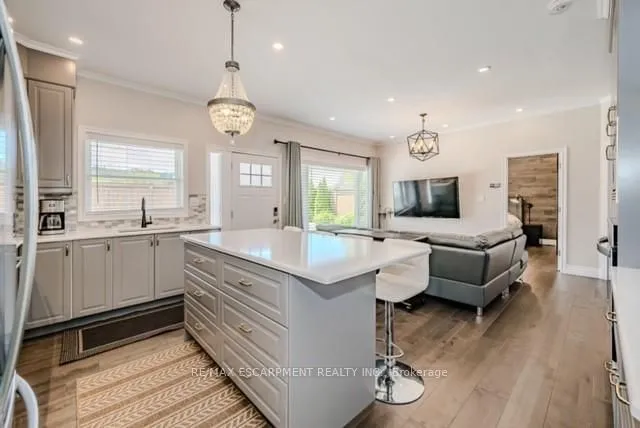 Additional image 19 of 131 Green Rd