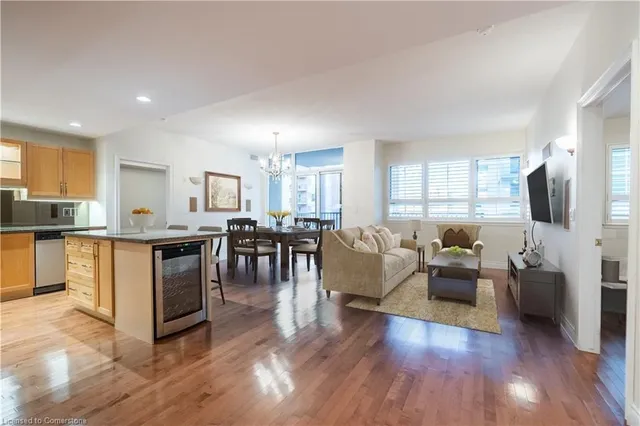 Additional image 10 of 399 Elizabeth St Unit 611