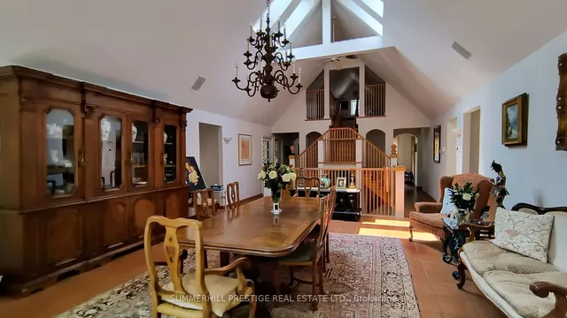 Additional image 18 of 4657 Dundas St