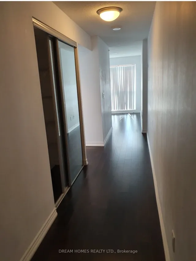Additional image 5 of 386 Yonge St Unit 1610